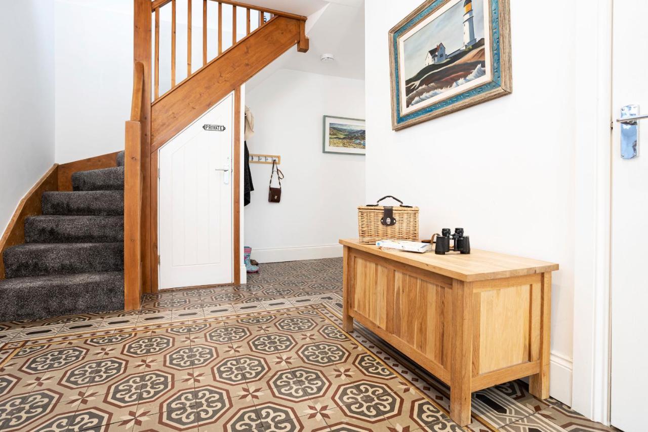Finest Retreats - Lighthouse Cottage Rampside Bagian luar foto