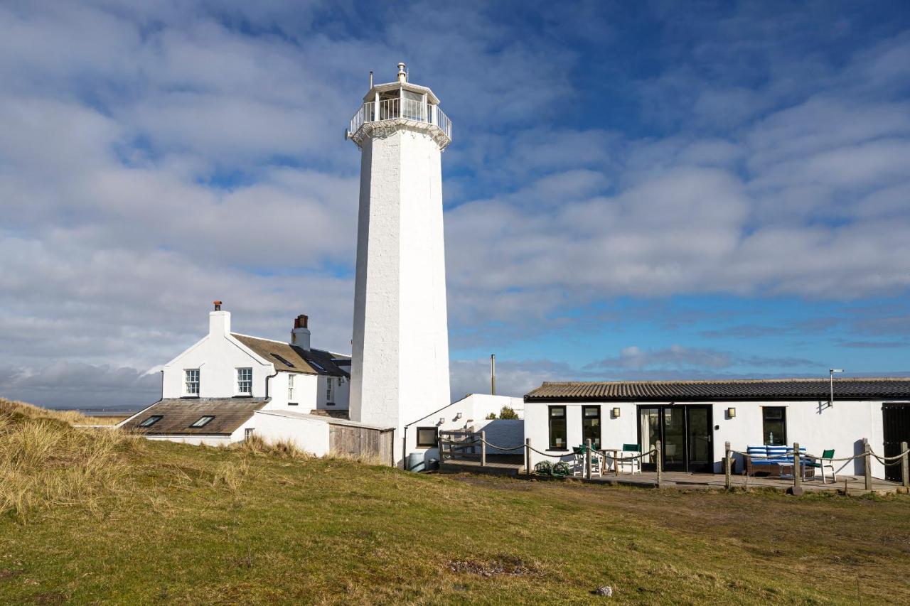 Finest Retreats - Lighthouse Cottage Rampside Bagian luar foto